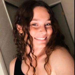 Meet your Posher, Jade